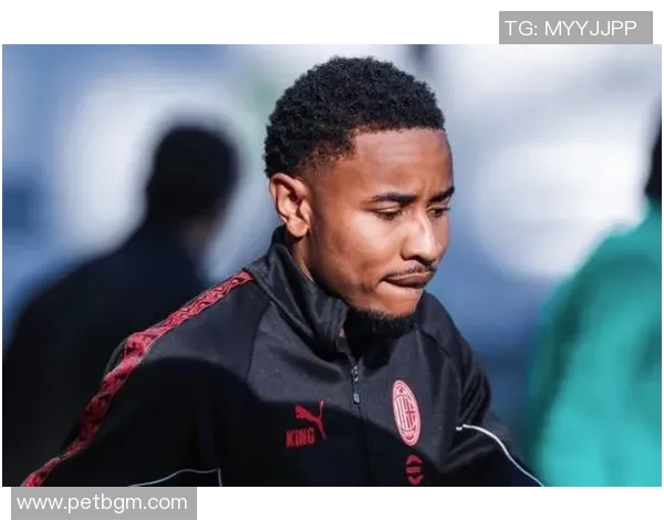 恩昆库转会风波解析AC米兰与费内巴切谈判中的策略与潜在机遇分析 恩昆库转会风波解析AC米兰与费内巴切谈判中的策略与潜在机遇分析